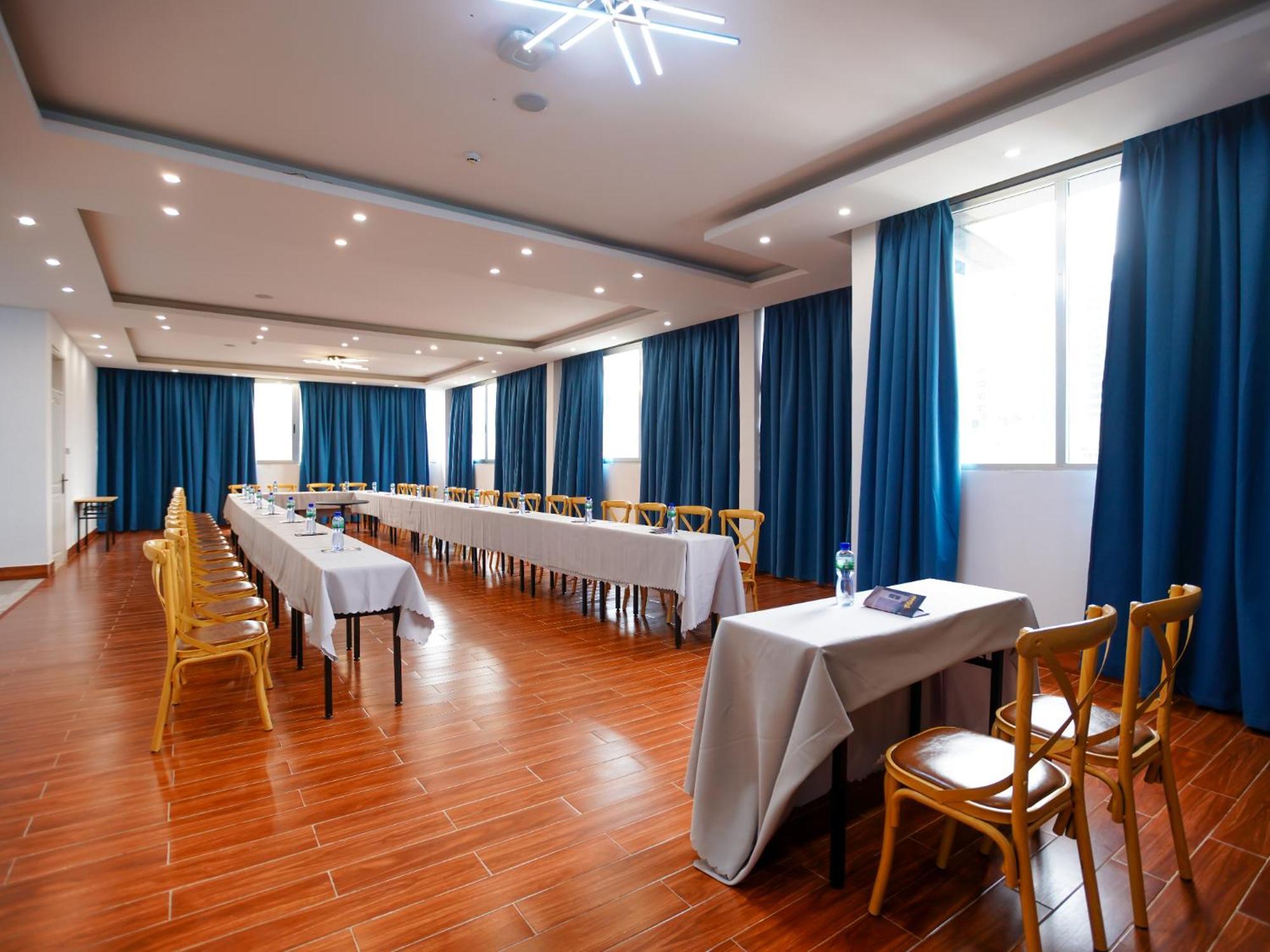 Vibes Hotel And Spa Addis Ababa Ngoại thất bức ảnh